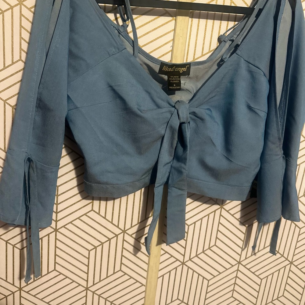 Denim Look Blue Tie-Front Crop Blouse|NWOT| Size Small